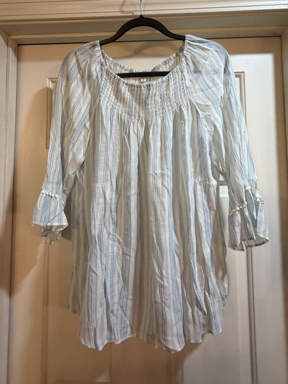 new directions Light Blue/White Striped Peasant Tunic with Bell Sleeves Size XL